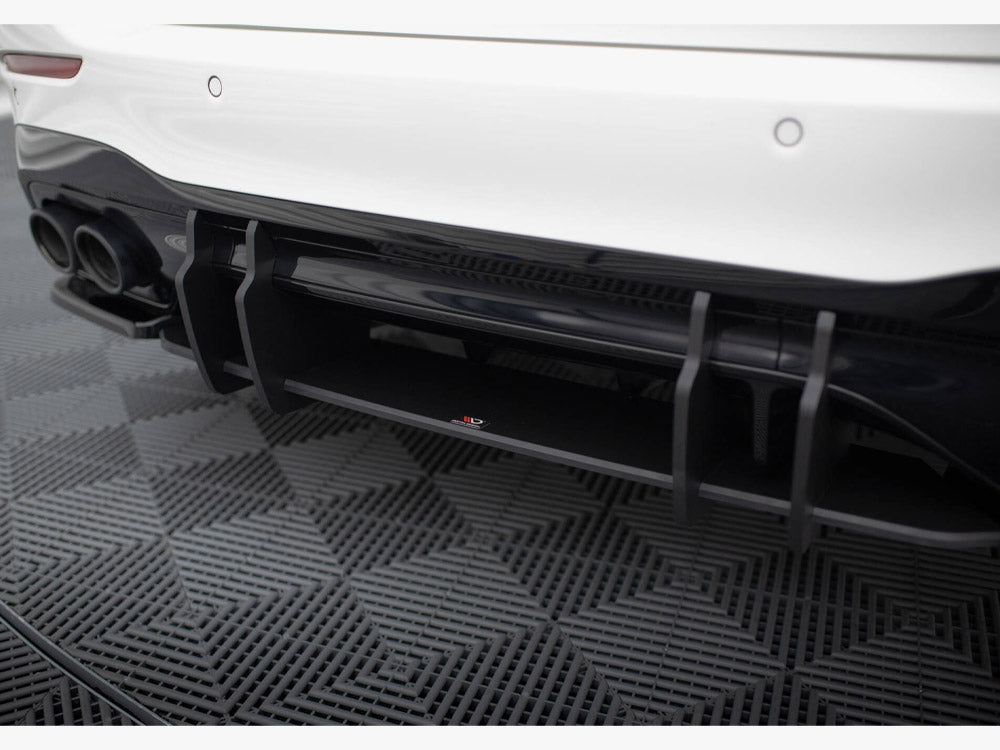 Maxton Design Street PRO Rear Diffuser Mercedes-AMG C 43 W206