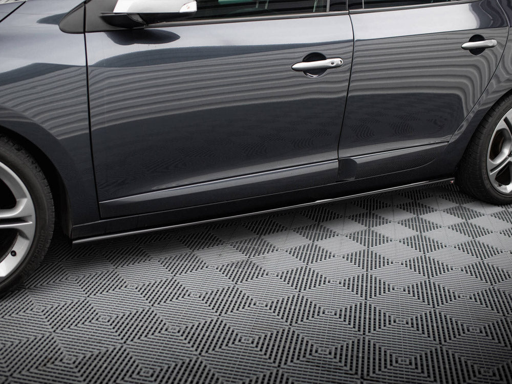 Maxton Design Side Skirts Diffusers Renault Megane GT Mk3 Facelift