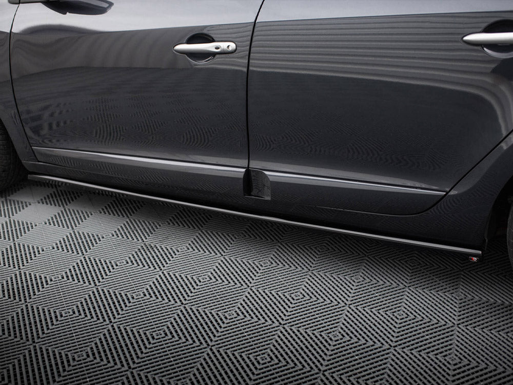 Maxton Design Side Skirts Diffusers Renault Megane GT Mk3 Facelift