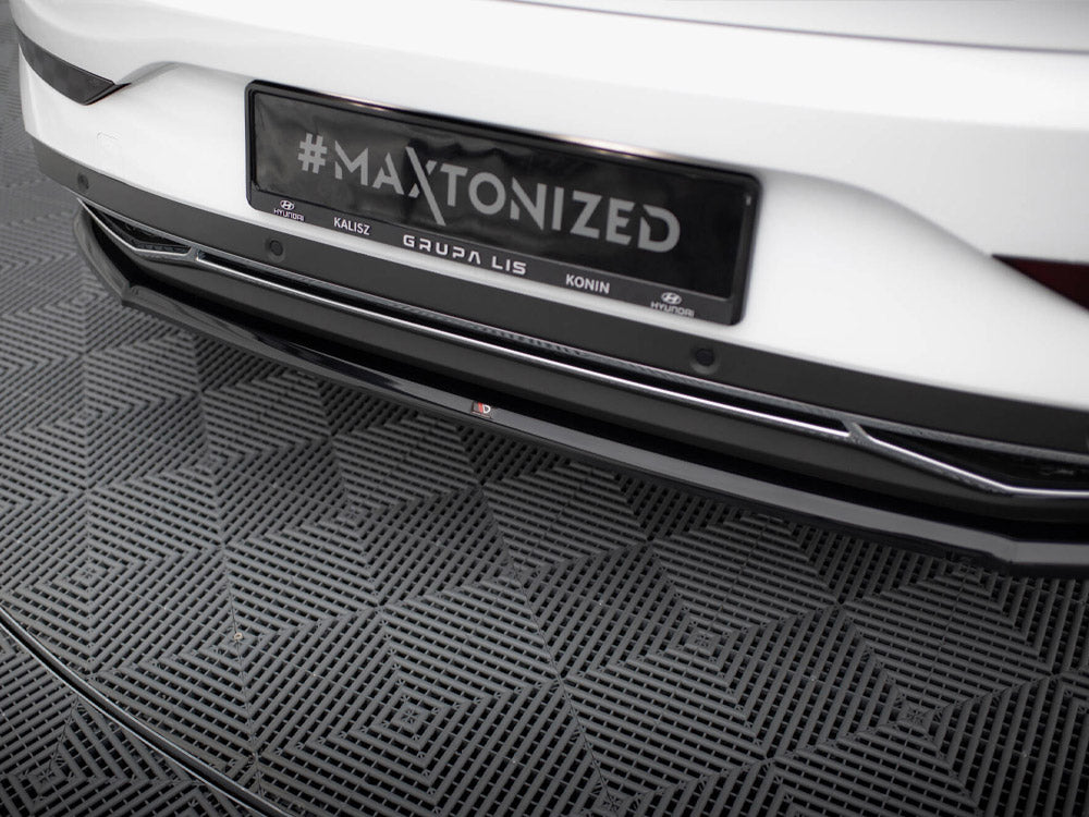Maxton Design Central Rear Splitter Hyundai I30 Mk3 Facelift