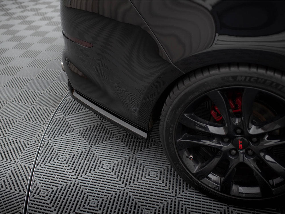 Maxton Design Central Rear Splitter (Vertical Bars) Kia Optima Mk3