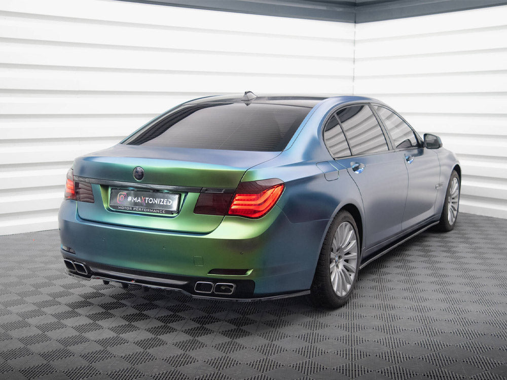 Maxton Design Central Rear Splitter (Vertical Bars) BMW 7 F01