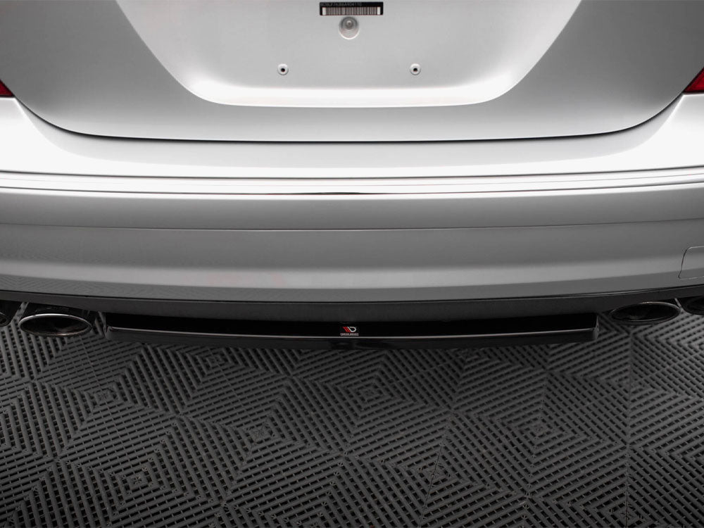Maxton Design Central Rear Splitter Mercedes-Benz E 55 AMG W211