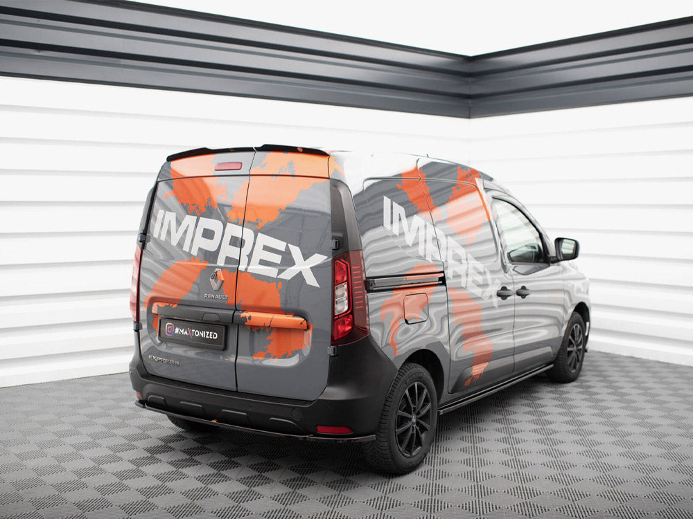 Maxton Design Central Rear Splitter Renault Express Mk2