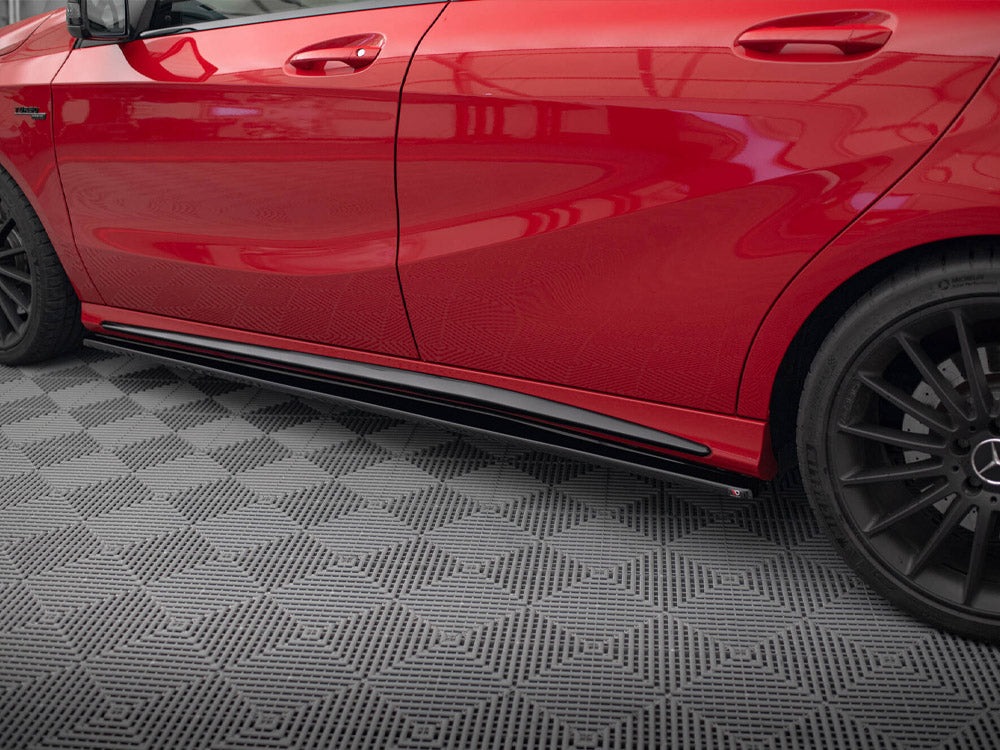 Maxton Design Side Skirts Diffusers Mercedes A W176 / CLA 117 AMG / CLA 117 AMG-Line Facelift - Carbon Look