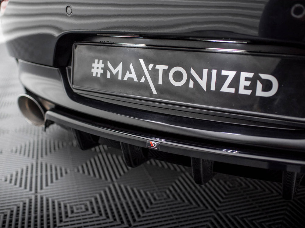 Maxton Design Central Rear Splitter (Vertical Bars) BMW Z4 M-Pack E89 Facelift