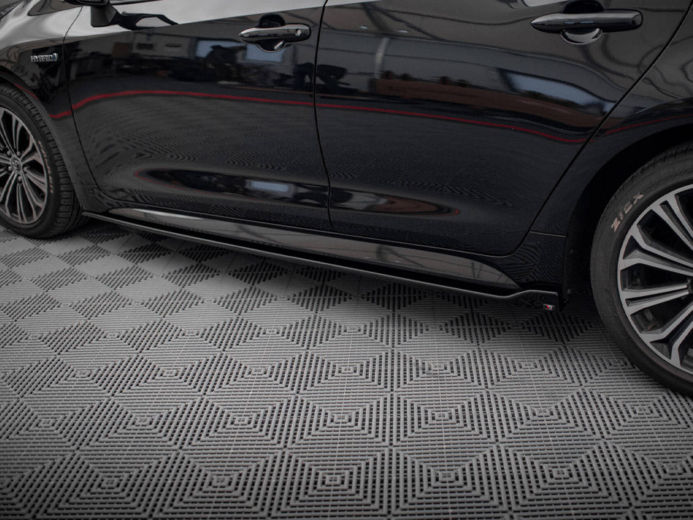 Maxton Design Side Skirts Diffusers Toyota Corolla Mk12 Hatchback