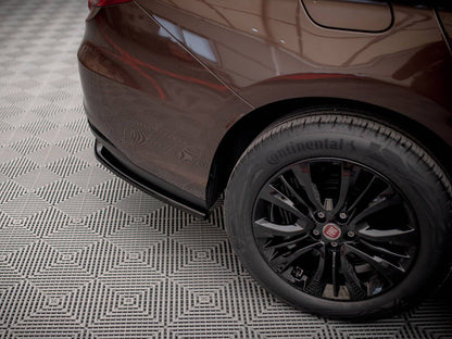 Maxton Design Central Rear Splitter (Vertical Bars) Fiat Tipo S Sedan Mk1