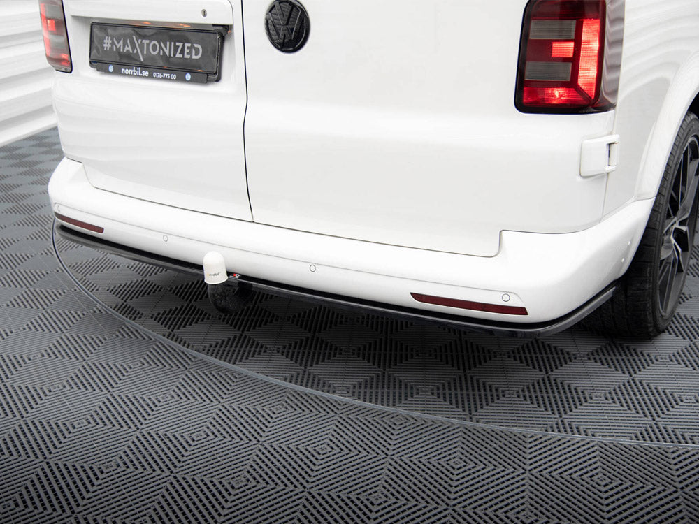Maxton Design Central Rear Splitter Volkswagen T6 Long Facelift