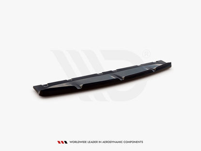 Maxton Design Central Rear Splitter V.2 BMW M135i F40
