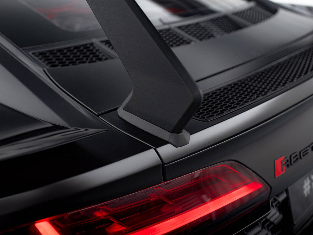 Maxton Design Carbon Spoiler + LED Audi R8 Mk2