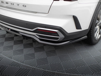 Maxton Design Central Rear Splitter (Vertical Bars) Kia Sorento Mk4