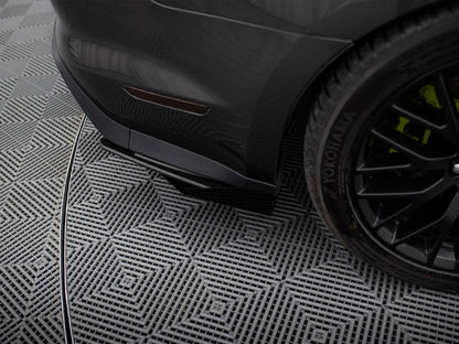 Maxton Design Street Pro Rear Side Splitters + Flaps Ford Mustang GT Mk6