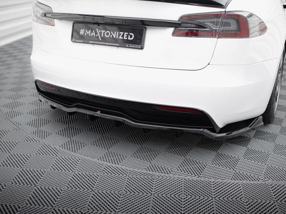 Maxton Design Rear Splitter (Vertical Bars) V.1 Tesla Model S Plaid Mk1 Facelift