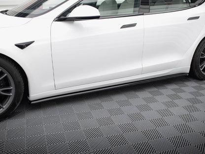 Maxton Design Side Skirts Diffusers V.2 Tesla Model S Plaid Mk1 Facelift