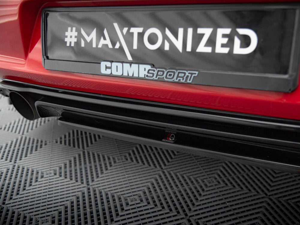 Maxton Design Central Rear Splitter VW Golf GTI Mk7 Clubsport - Textured