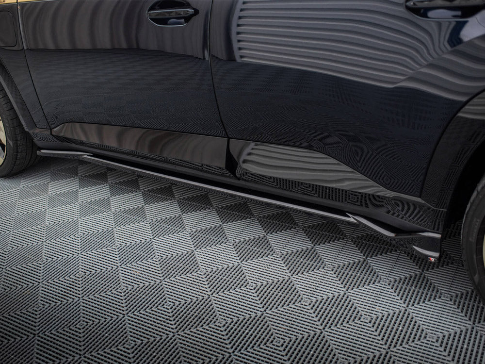 Maxton Design Side Skirts Diffusers BMW XM G09