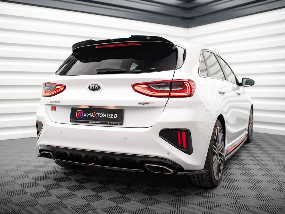 Maxton Design Spoiler CAP Kia Ceed GT Mk3