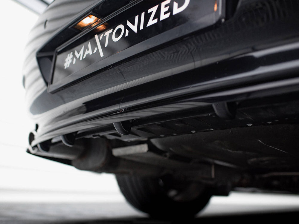 Maxton Design Central Rear Splitter (Vertical Bars) BMW 6 Coupe / Cabrio E63 / E64