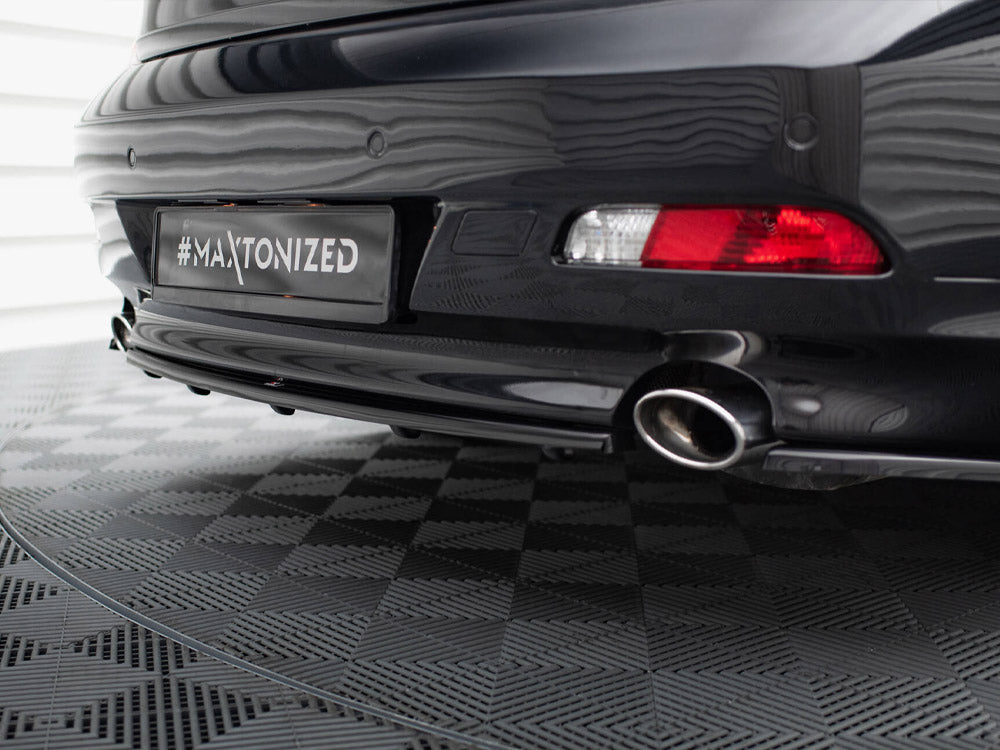 Maxton Design Central Rear Splitter (Vertical Bars) BMW 6 Coupe / Cabrio E63 / E64