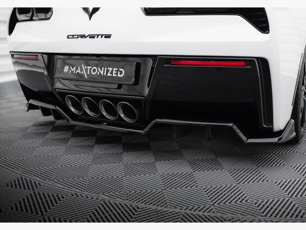 Maxton Design Central Rear Splitter (Vertical Bars) + Rear Side Splitters Chevrolet Corvette C7