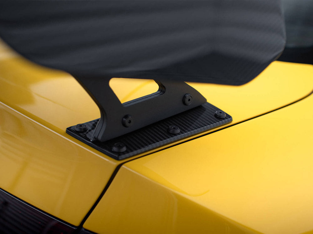 Maxton Design Carbon Spoiler With External Brackets Uprights + LED Audi A5 Coupe 8T