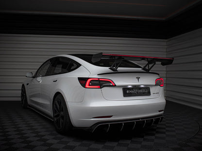 Maxton Design Carbon Spoiler + LED Tesla Model 3