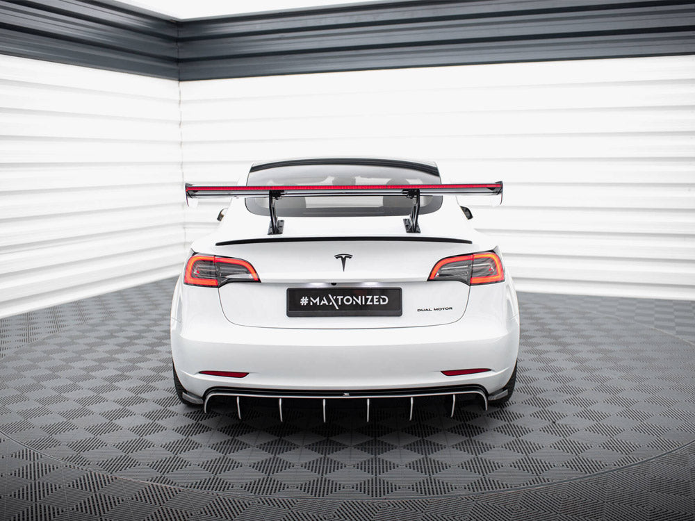 Maxton Design Carbon Spoiler + LED Tesla Model 3