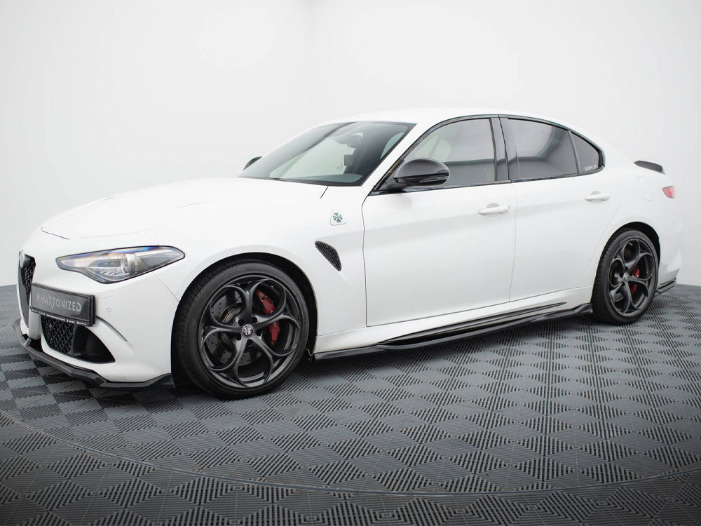 Maxton Design Side Skirts Diffusers Alfa Romeo Giulia Quadrifoglio