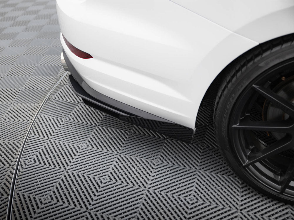 Maxton Design Street Pro Rear Side Splitters + Flaps Volkswagen Jetta GLI Mk7