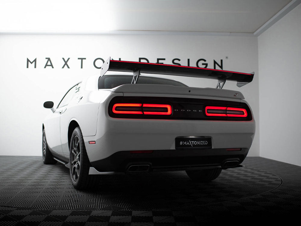 Maxton Design Carbon Spoiler + LED Dodge Challenger Mk3