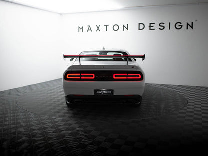Maxton Design Carbon Spoiler + LED Dodge Challenger Mk3