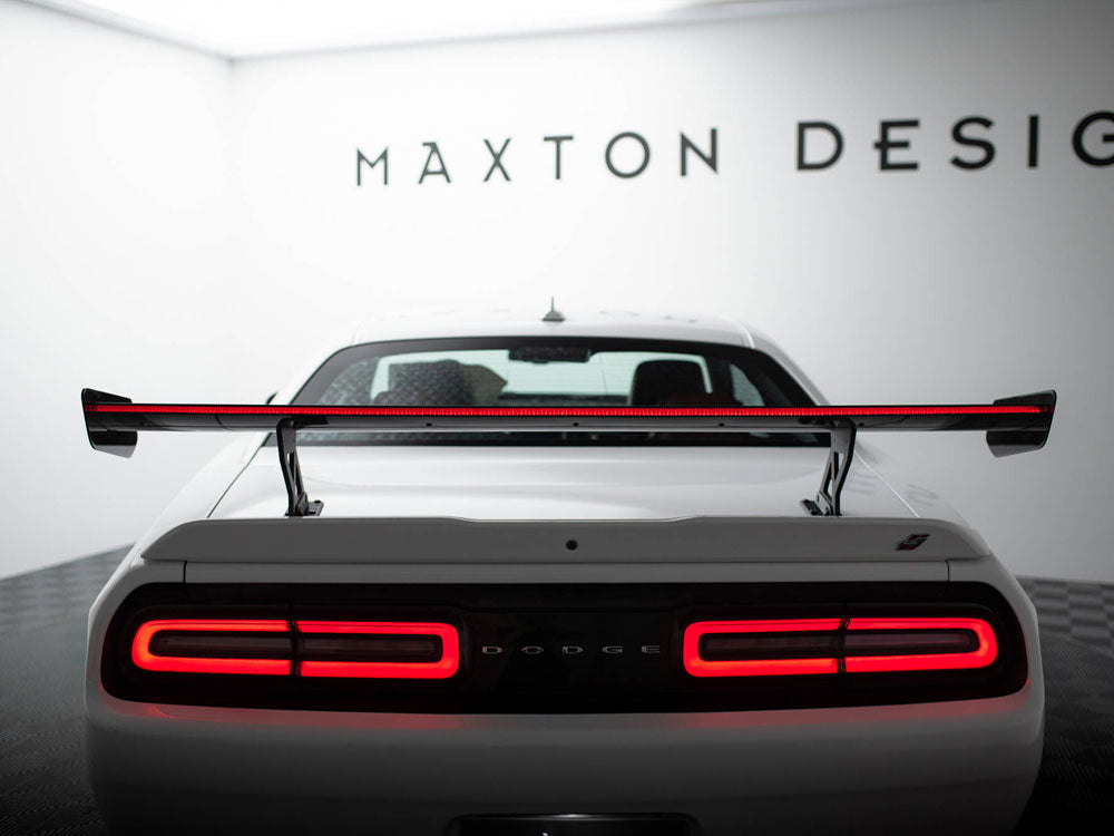 Maxton Design Carbon Spoiler + LED Dodge Challenger Mk3
