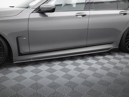 Maxton Design Carbon Fiber Side Skirts BMW 7 M-Pack G11 Facelift