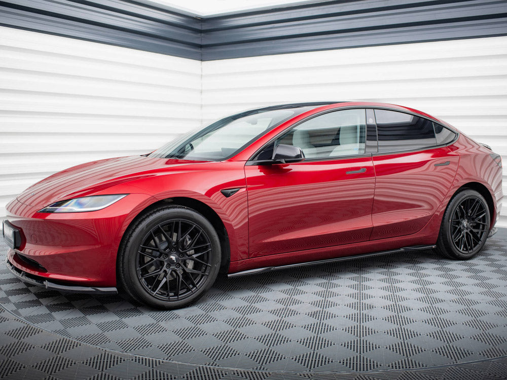 Maxton Design Side Skirts Diffusers V.2 Tesla Model 3 Mk1 / Mk1 Facelift