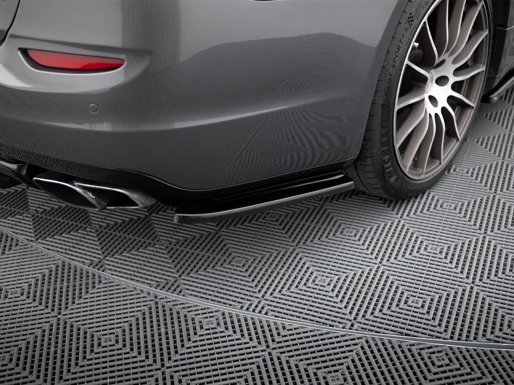 Maxton Design Rear Side Splitters Maserati Quattroporte Mk6 - Carbon Look