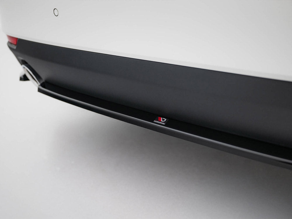 Maxton Design Central Rear Splitter BMW 4 Coupe / Cabrio G22 / G23