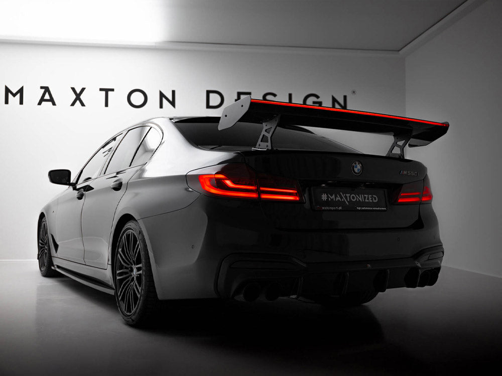 Maxton Design Carbon Spoiler With Internal Brackets Uprights + LED BMW 5 / M5 Sedan G30 / F90