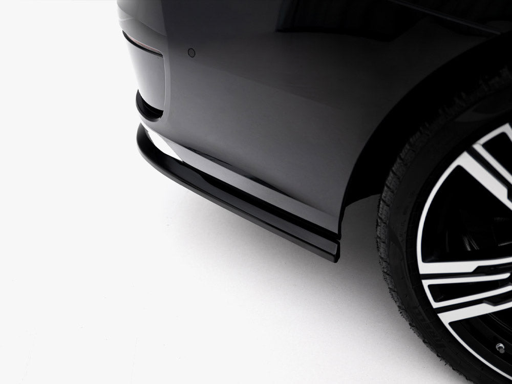 Maxton Design Rear Splitter (Vertical Bars) BMW 7 G70