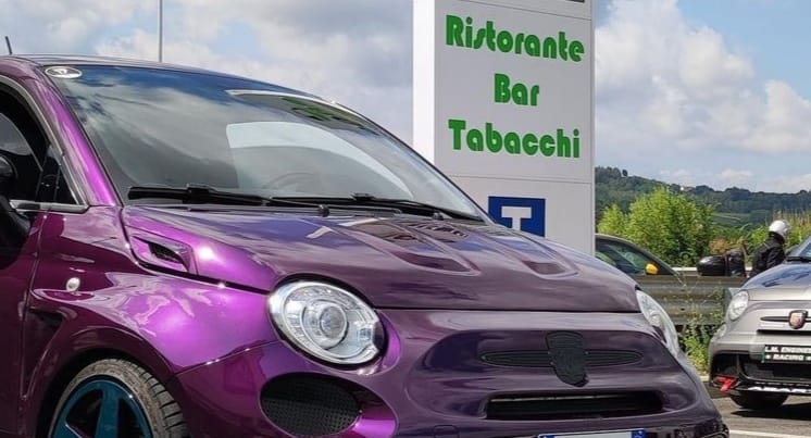 Abarth 500 / 595 / 695 Biposto Style Replica Bonnet with Optional Vents – Cadamuro