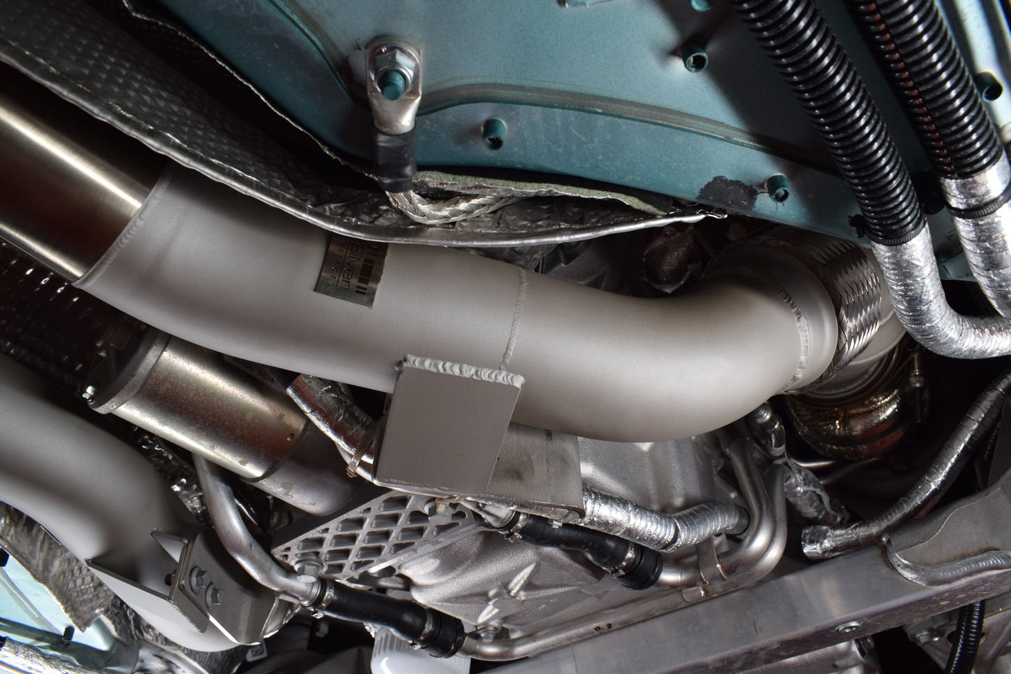 Aston Martin V12 Vanquish - 'Race' Catalysts and OPF Delete Downpipes (2025 on)