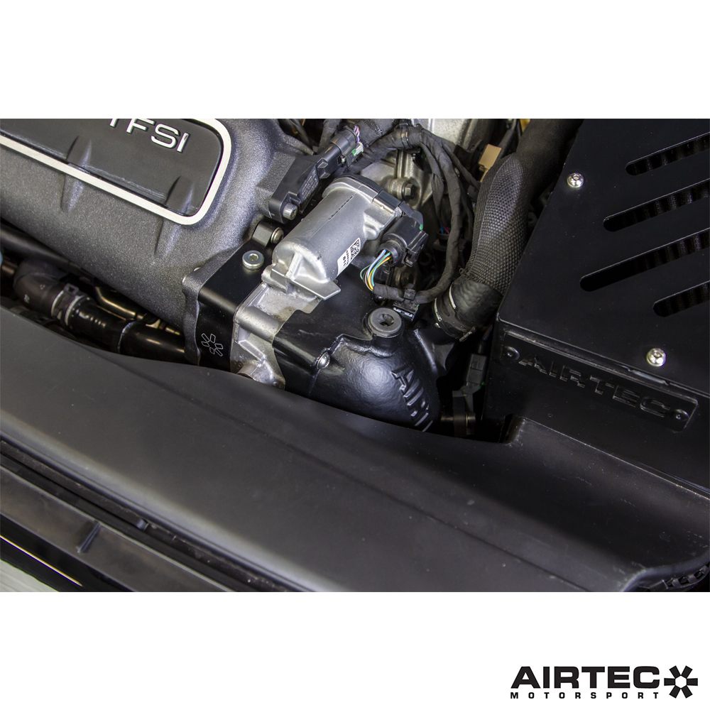 AIRTEC Motorsport RS3 8V Enlarged Coldside - TMC Motorsport