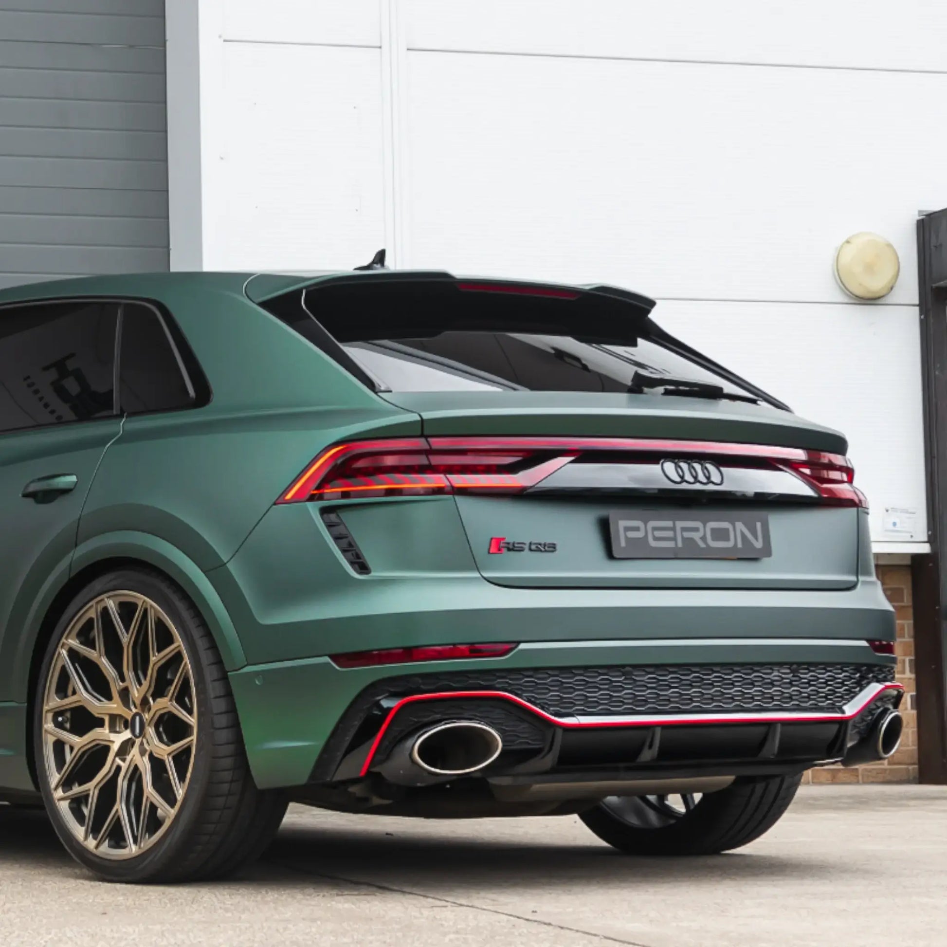 Audi RSQ8 (4M) | Akrapovic | Evolution Line (Titanium) - TMC Motorsport
