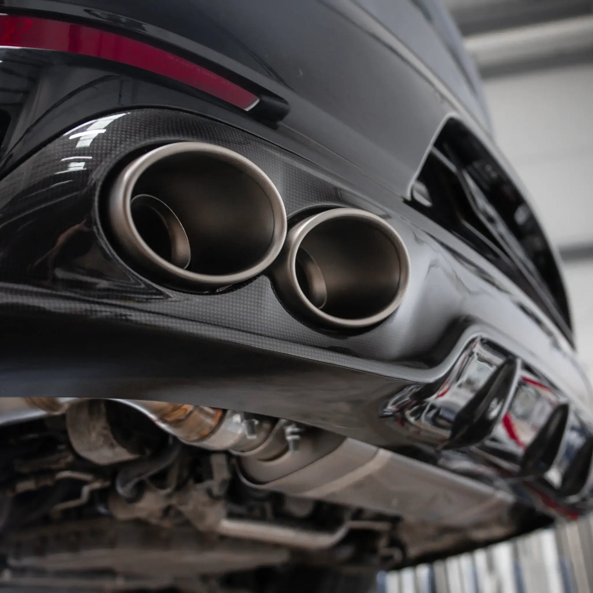 Porsche 911 Turbo / Turbo S (991.2) | Akrapovic | Slip-On Line (Titanium) - TMC Motorsport