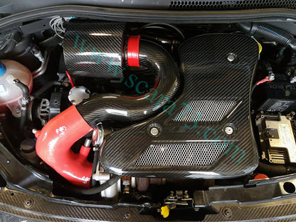 Abarth 500 / 595 / 695 Custom-Ansaugkit und Motorabdeckung aus Kohlefaser