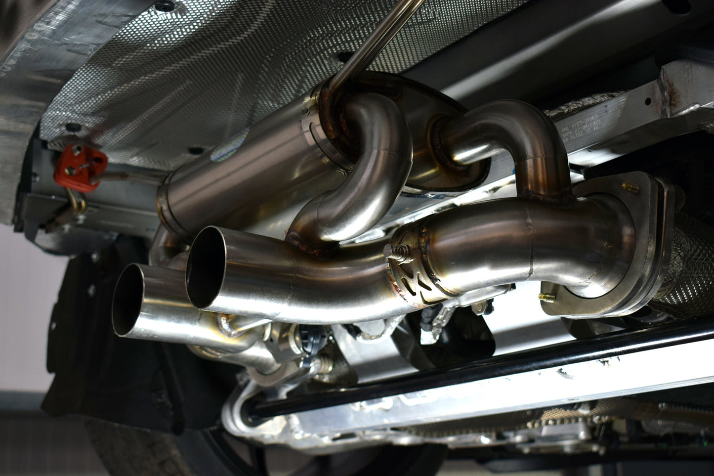 Aston Martin V12 Vantage - Titan Sport Exhaust with Sound Architect™ (2022 on)