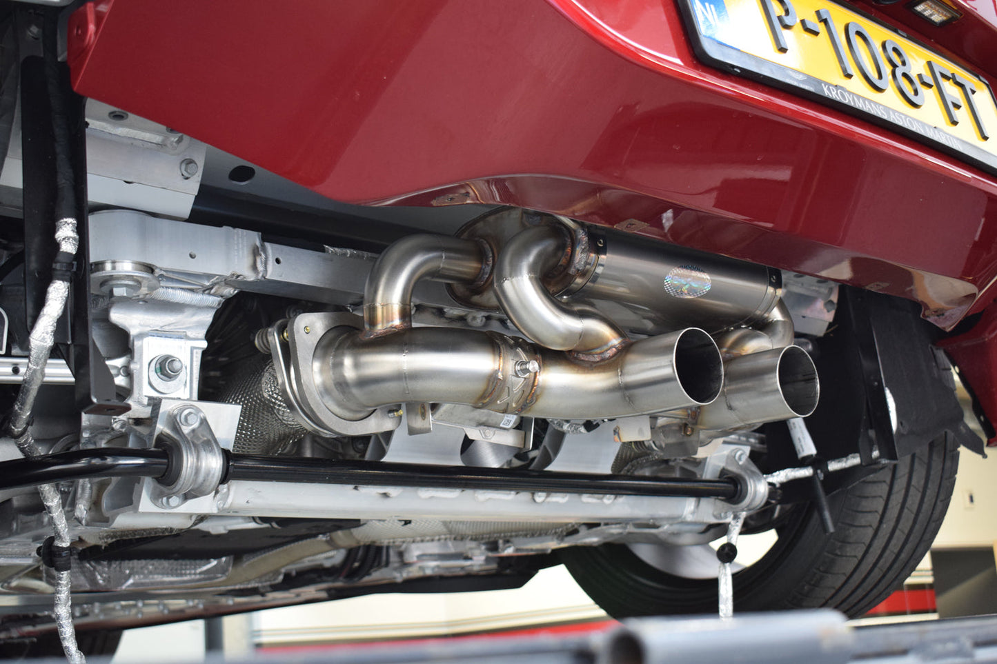 Aston Martin V12 Speedster - Titan Sport Exhaust with Sound Architect™ (2021 on)