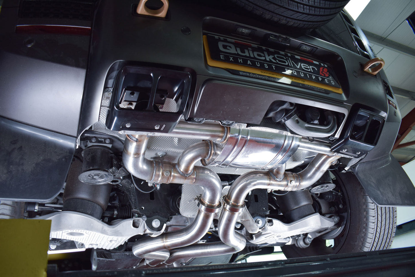 Land Rover Defender OCTA 110 P635 - Sport Exhaust System with Sound Architect™ (2025 on)