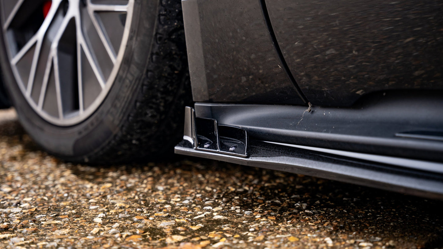 Porsche Taycan Pre Facelift - Side Skirt Splitters and Vortex Generators - TMC Motorsport