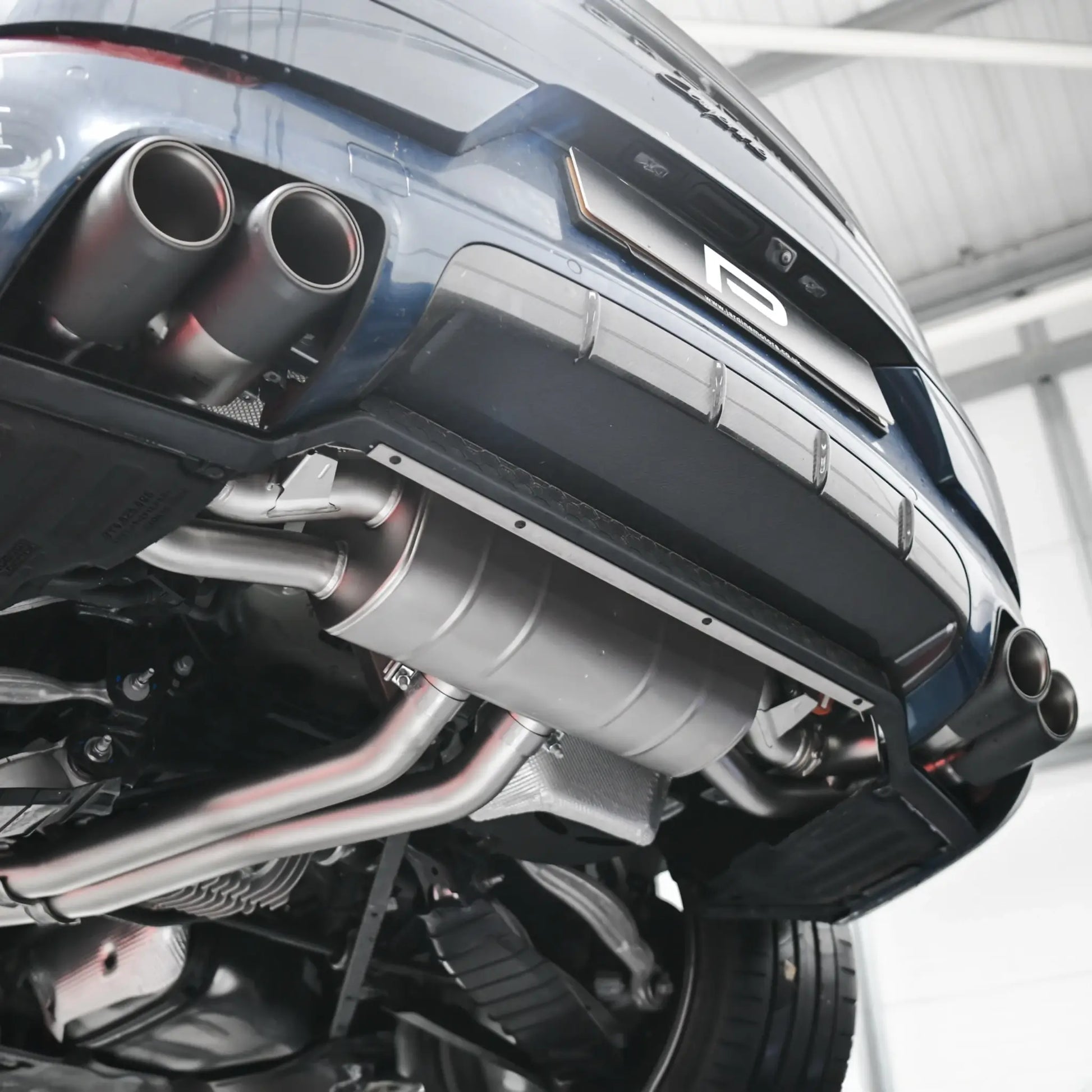 Porsche Cayenne S / GTS / Turbo E-Hybrid (536.2) | Akrapovic | Evolution Line (Titanium) - TMC Motorsport